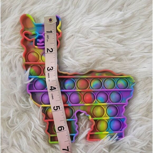 Llama POP Sensory Fidget Bubble Toy, Alpaca Sensory Toys for Exercising Children - Picture 3 of 4